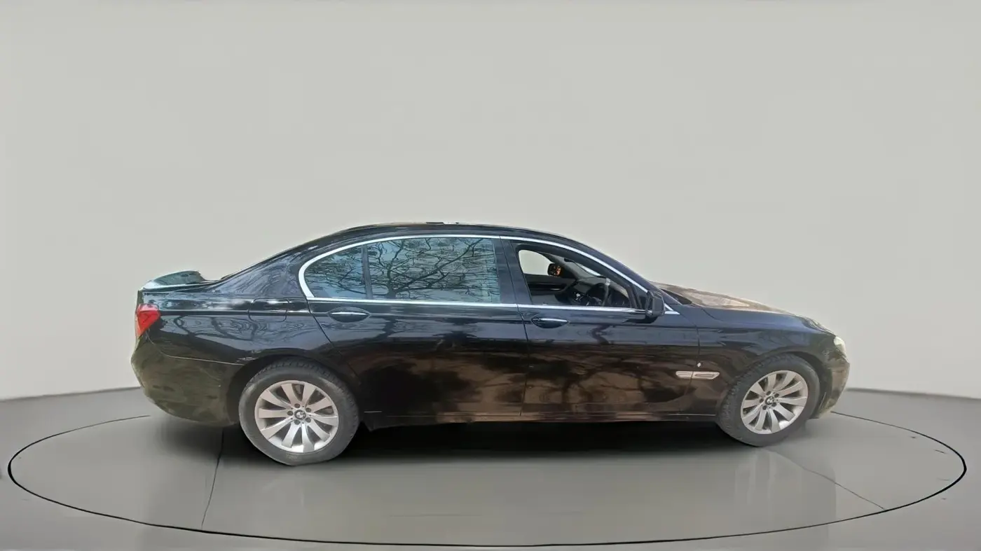 2009 BMW 7 Series 730Ld, Diesel, Automatic, 1,16,221 km, exterior