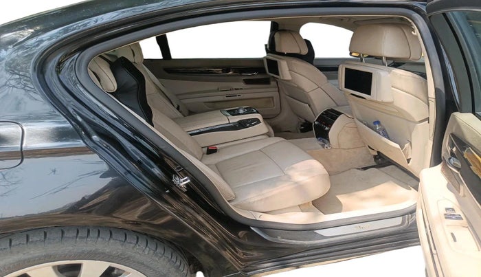 2009 BMW 7 Series 730Ld, Diesel, Automatic, 1,16,221 km, interior