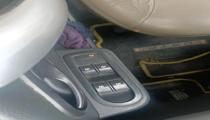 2014 Renault Duster 110 PS RXL ADVENTURE, Diesel, Manual, 1,33,169 km, interior