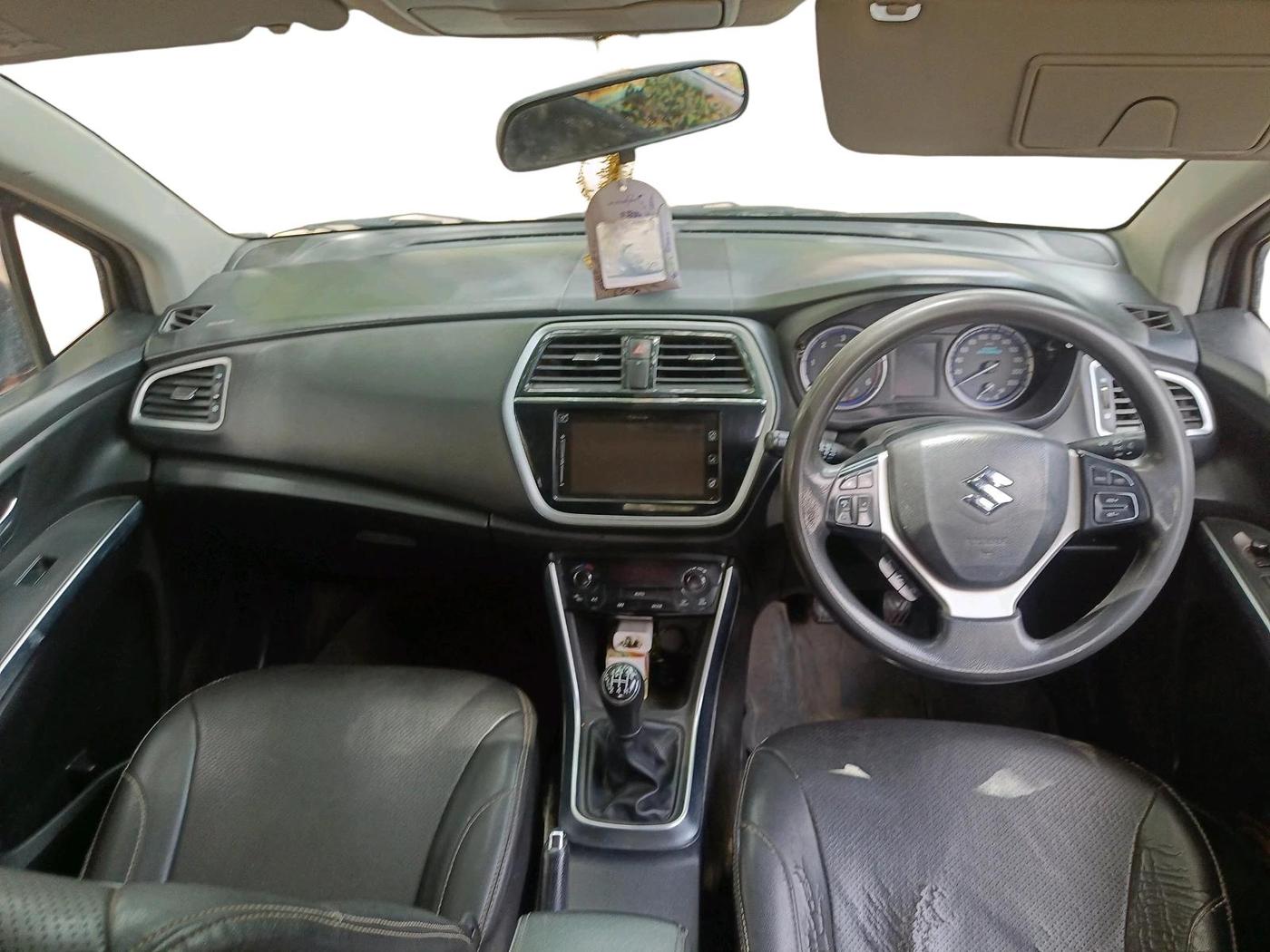 2018 Maruti S Cross ZETA 1.3, Diesel, Manual, 2,35,495 km, interior