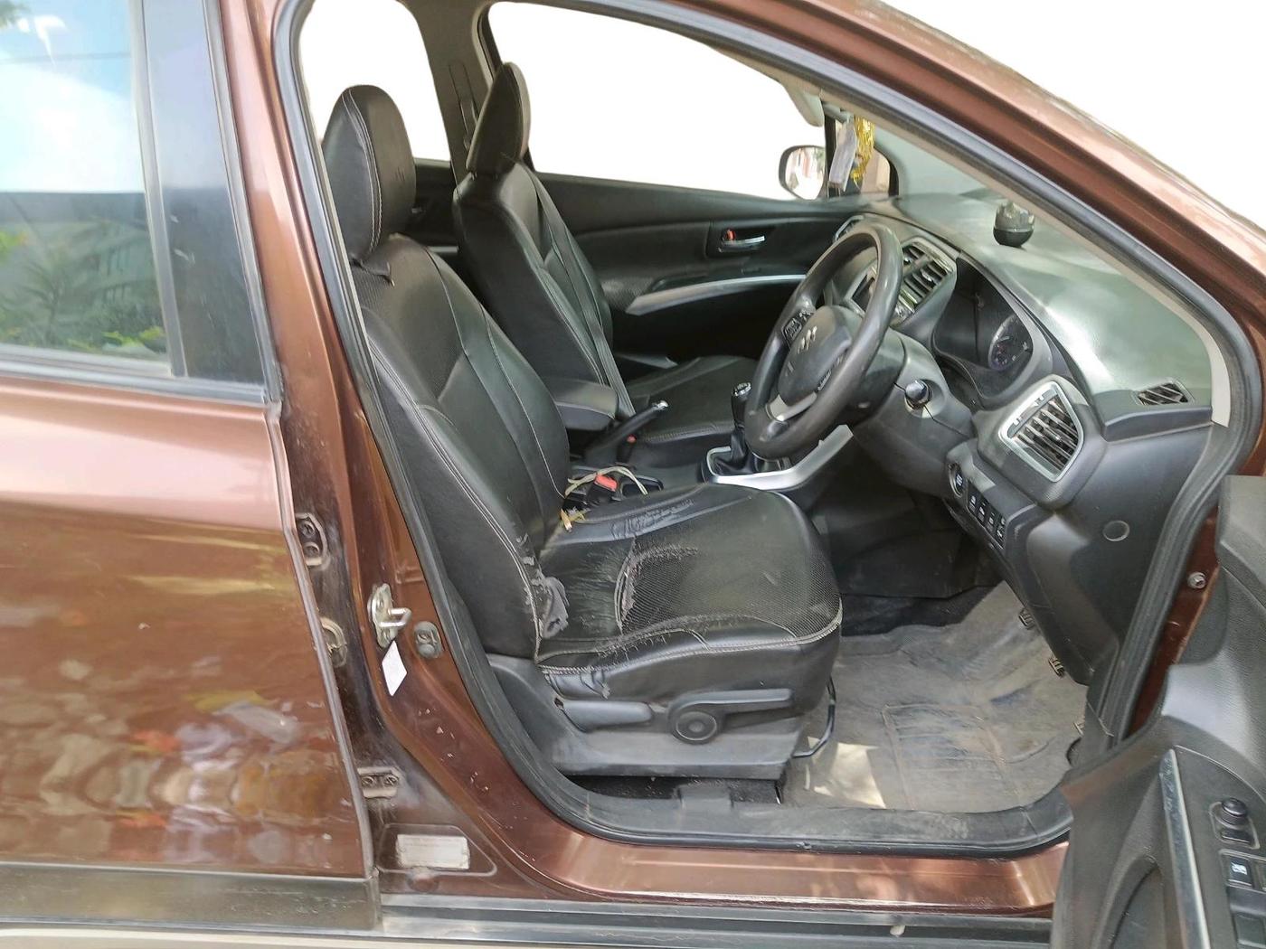 2018 Maruti S Cross ZETA 1.3, Diesel, Manual, 2,35,495 km, interior
