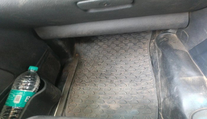 2017 Tata Hexa XM 4X2 7 STR, Diesel, Manual, 2,75,831 km, interior