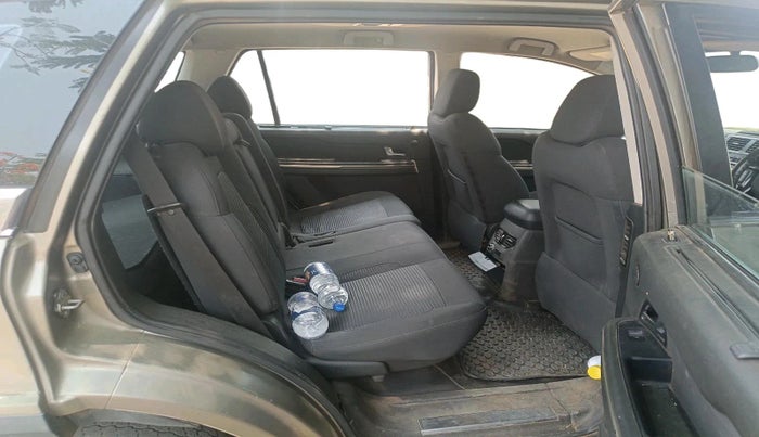 2017 Tata Hexa XM 4X2 7 STR, Diesel, Manual, 2,75,831 km, interior