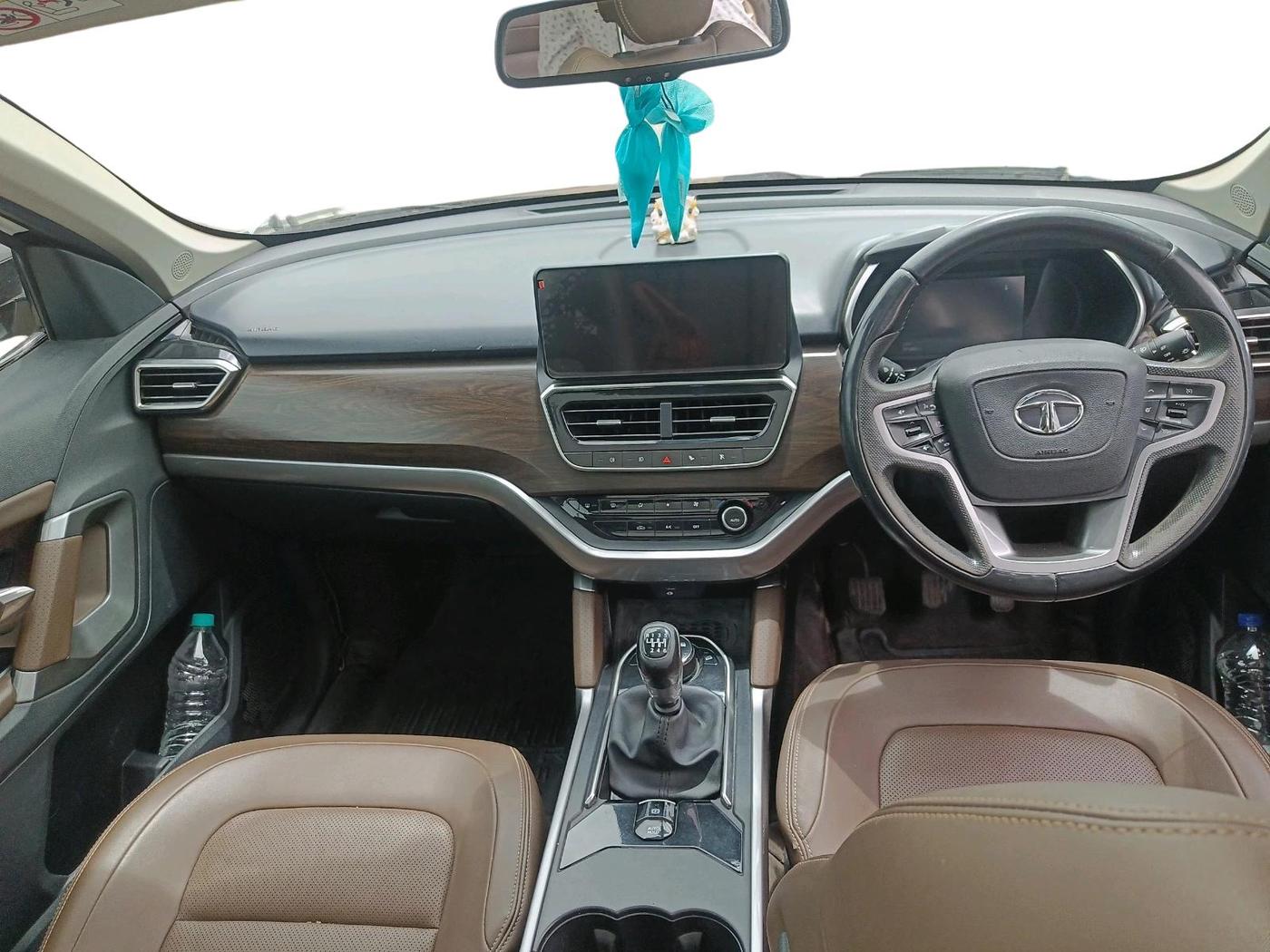 2023 Tata Harrier XZ PLUS 2.0L DUAL TONE, Diesel, Manual, 1,11,800 km, interior