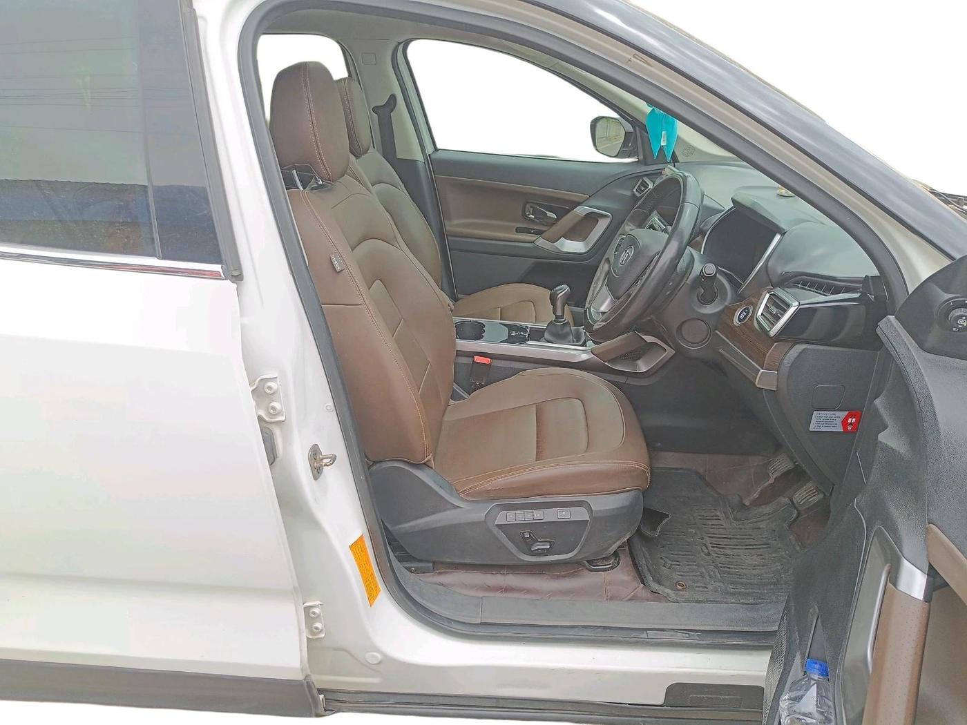 2023 Tata Harrier XZ PLUS 2.0L DUAL TONE, Diesel, Manual, 1,11,800 km, interior
