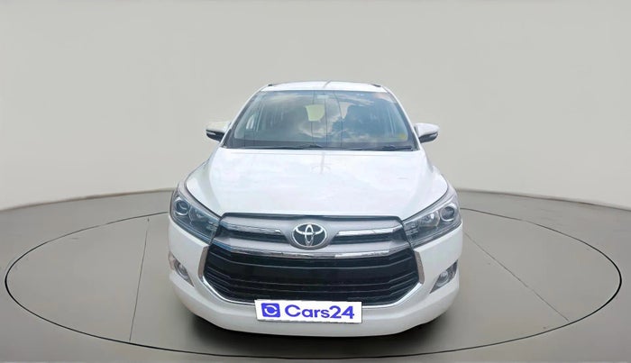 2017 Toyota Innova Crysta 2.4 VX 8 STR, Diesel, Manual, 2,84,187 km, exterior