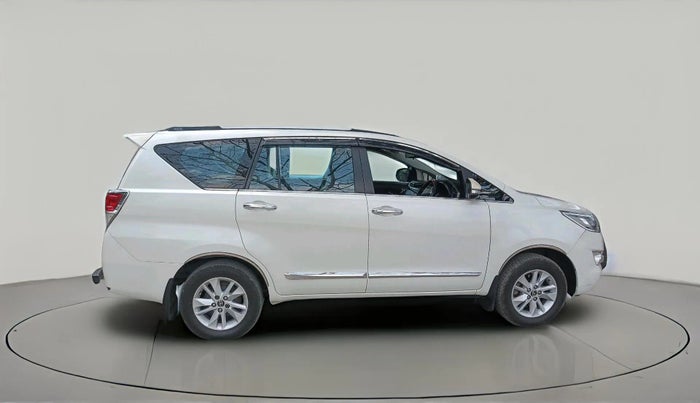 2017 Toyota Innova Crysta 2.4 VX 8 STR, Diesel, Manual, 2,84,187 km, exterior