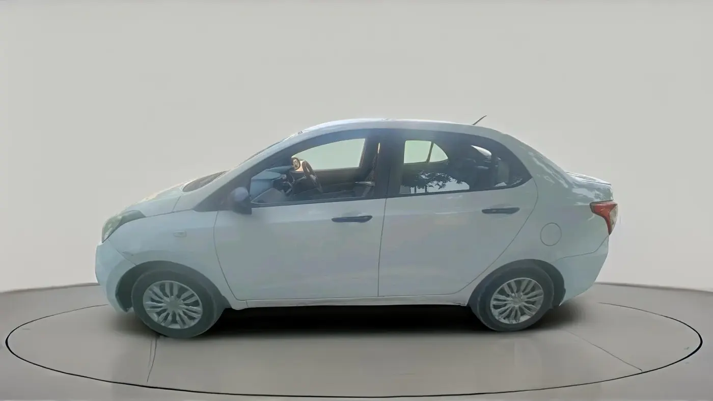 2017 Hyundai Xcent CRDI + ABS, Diesel, Manual, 1,70,149 km, exterior