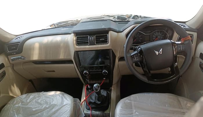 2025 Mahindra SCORPIO CLASSIC S11 7STR, Diesel, Manual, 12,194 km, interior