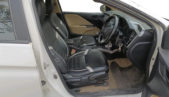 2014 Honda City 1.5L I-DTEC SV, Diesel, Manual, 1,07,655 km, interior