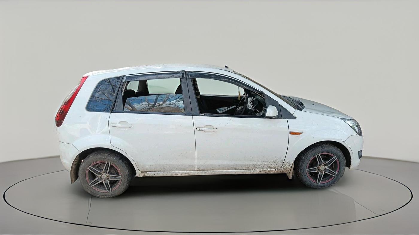 2012 Ford Figo TITANIUM 1.4 DIESEL, Diesel, Manual, 1,20,798 km, exterior
