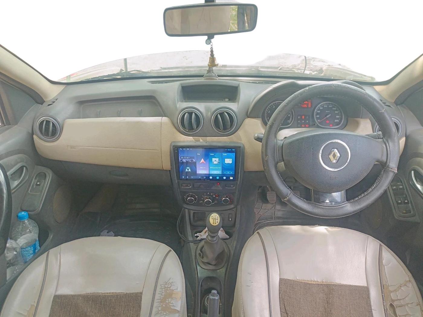 2013 Renault Duster 110 PS RXZ DIESEL, Diesel, Manual, 2,46,266 km, interior