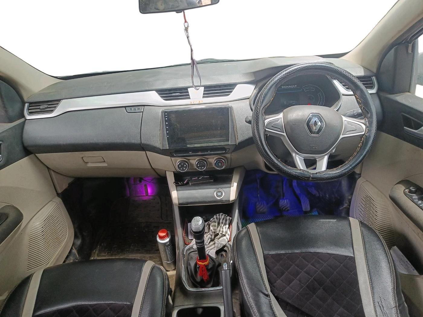 2019 Renault TRIBER RXZ, Petrol, Manual, 1,13,245 km, interior