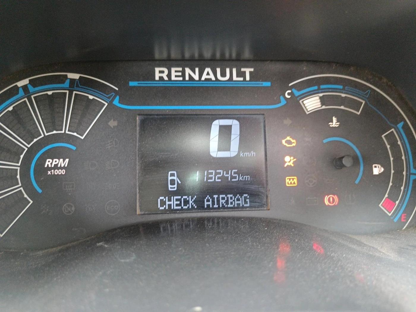 2019 Renault TRIBER RXZ, Petrol, Manual, 1,13,245 km, interior
