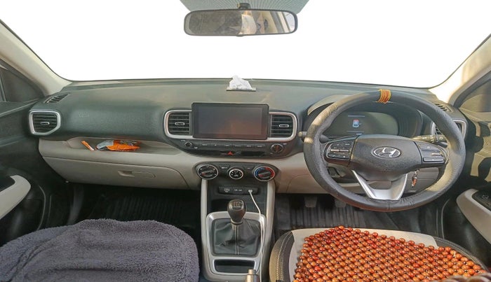 2025 Hyundai VENUE S (O) Plus 1.2 Petrol , Petrol, Manual, 16,748 km, interior