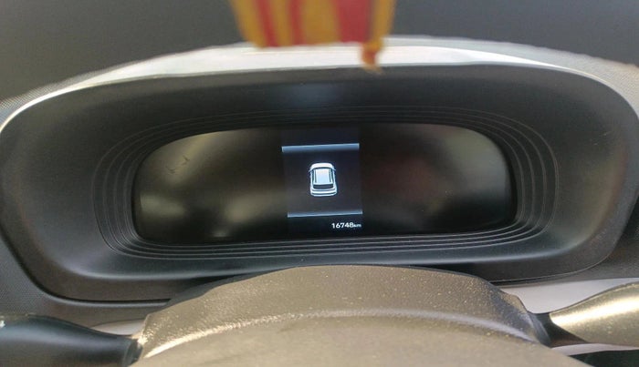 2025 Hyundai VENUE S (O) Plus 1.2 Petrol , Petrol, Manual, 16,748 km, interior