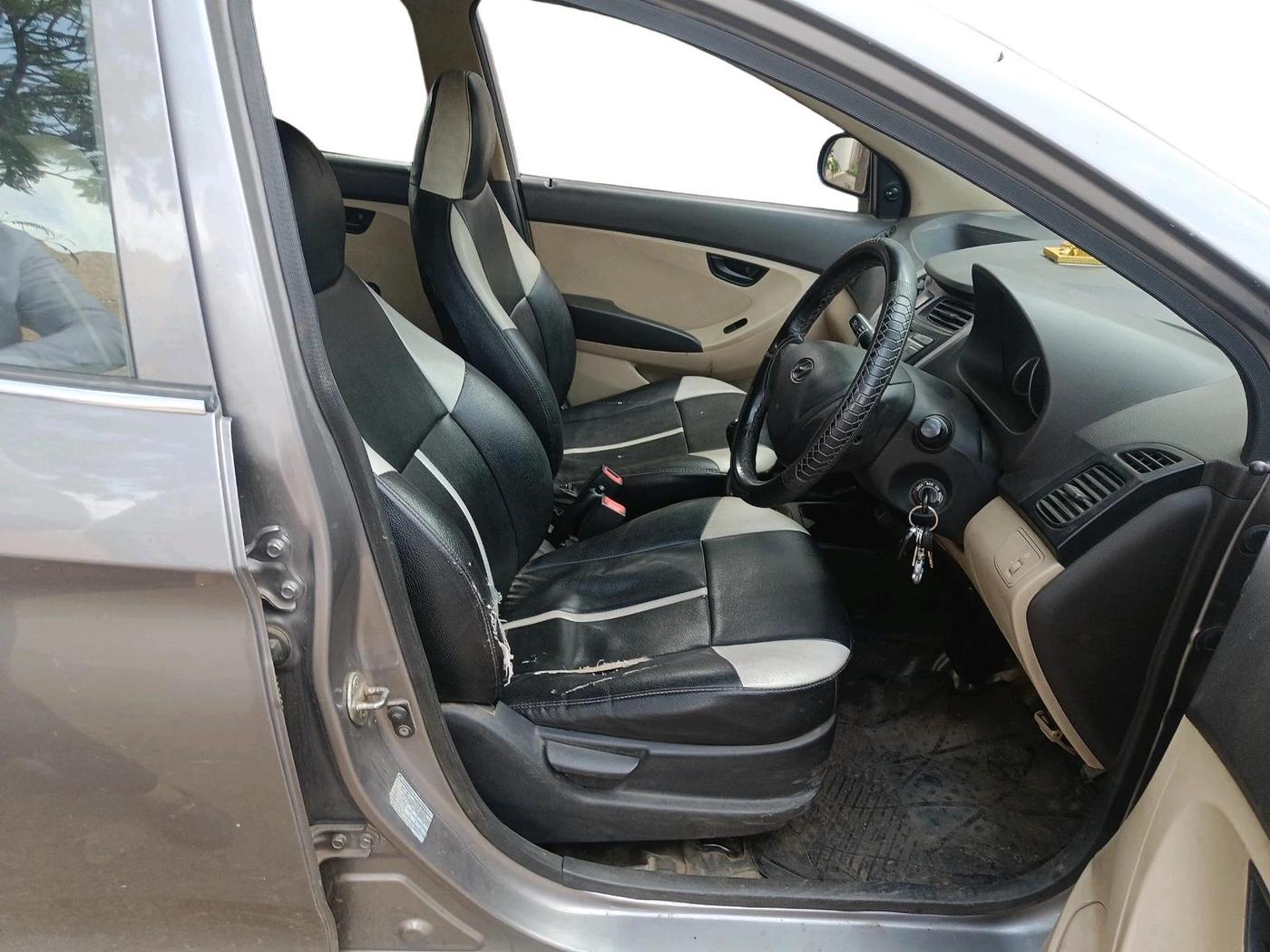2013 Hyundai Eon MAGNA +, CNG, Manual, 1,10,849 km, interior