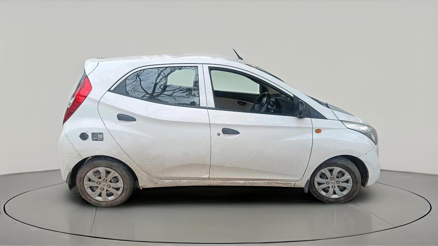 2015 Hyundai Eon MAGNA + LPG, Petrol, Manual, 79,246 km, exterior