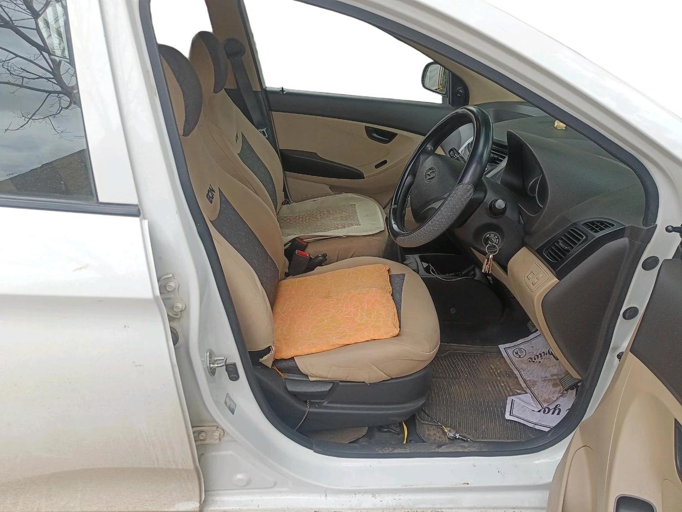 2015 Hyundai Eon MAGNA + LPG, Petrol, Manual, 79,246 km, interior