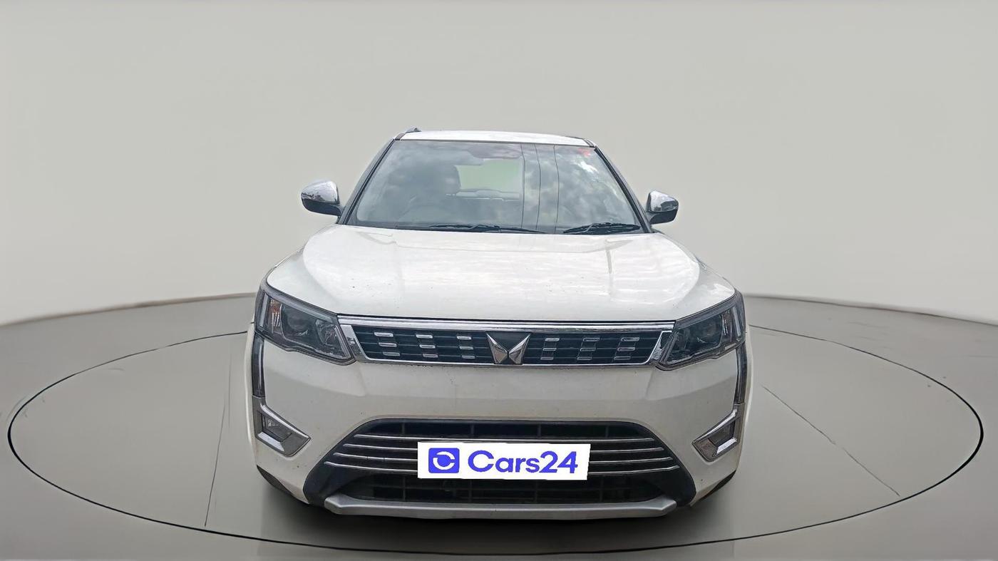 2022 Mahindra XUV300 W8 1.5 DIESEL, Diesel, Manual, 84,650 km, exterior