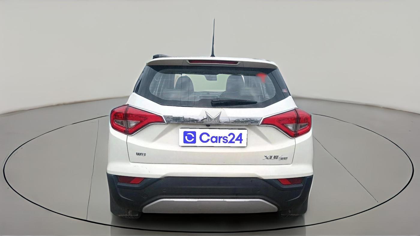 2022 Mahindra XUV300 W8 1.5 DIESEL, Diesel, Manual, 84,650 km, exterior
