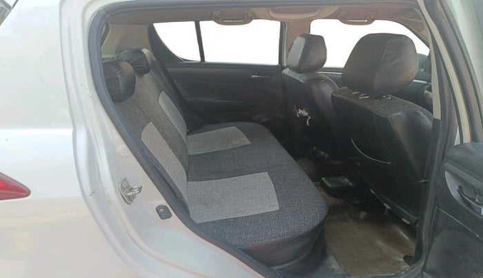 2013 Maruti Swift VXI, Petrol, Manual, 1,67,590 km, interior