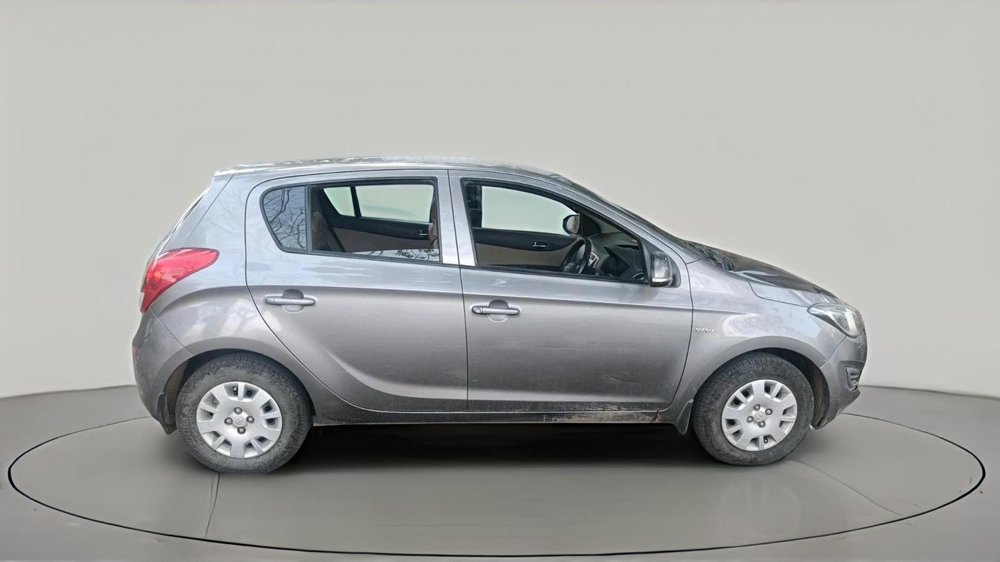 2013 Hyundai i20 MAGNA 1.2, Petrol, Manual, 1,11,222 km, exterior