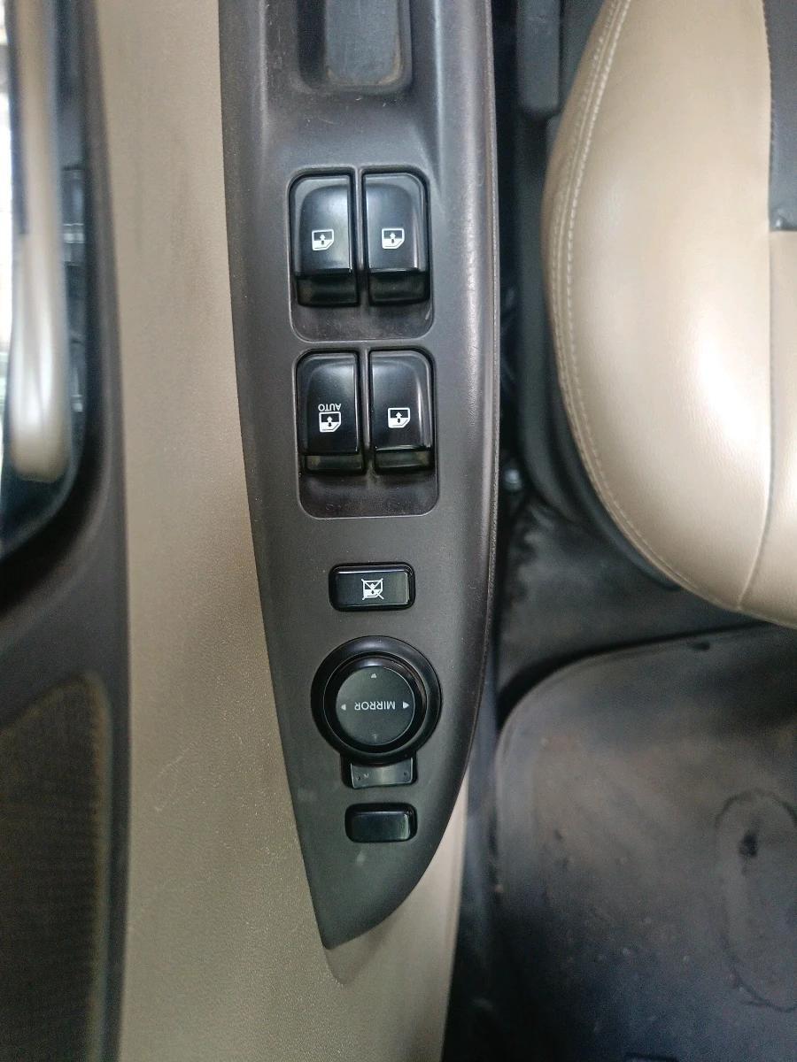 2013 Hyundai i20 MAGNA 1.2, Petrol, Manual, 1,11,222 km, interior