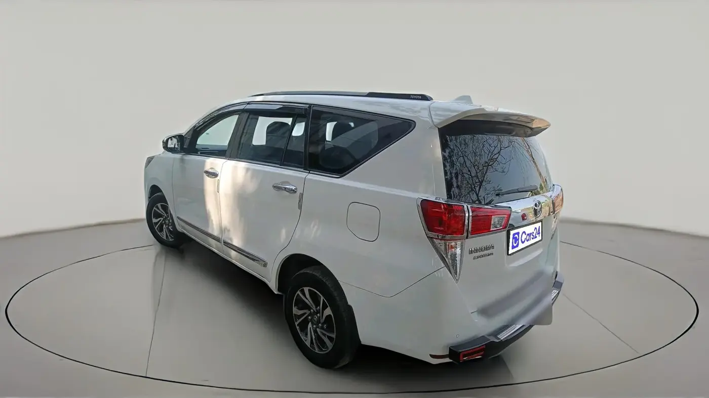 2024 Toyota Innova Crysta 2.4 VX 8STR, Diesel, Manual, 54,492 km, exterior