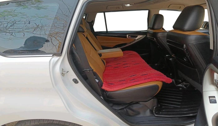 2024 Toyota Innova Crysta 2.4 VX 8STR, Diesel, Manual, 54,492 km, interior