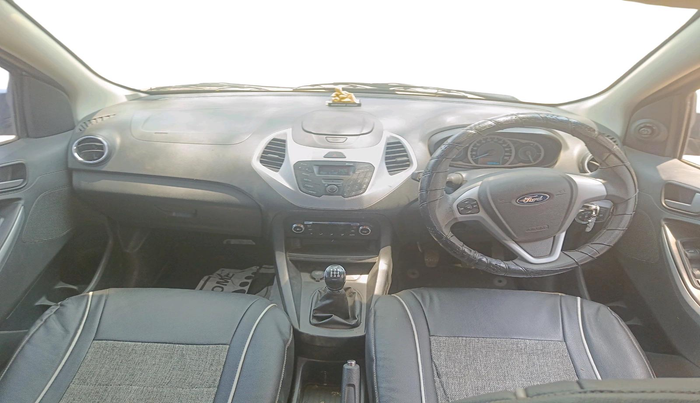 2016 Ford New Figo TITANIUM 1.2 PETROL MT, Petrol, Manual, 70,546 km, interior