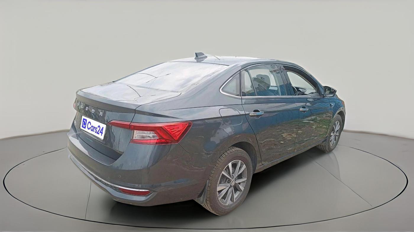 2022 Skoda SLAVIA STYLE 1.0L TSI AT, Petrol, Automatic, 58,136 km, exterior