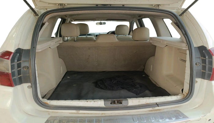 2014 Nissan Terrano XV D THP 110 PS, Diesel, Manual, 2,37,339 km, exterior