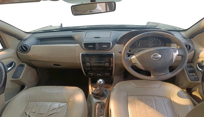 2014 Nissan Terrano XV D THP 110 PS, Diesel, Manual, 2,37,339 km, interior