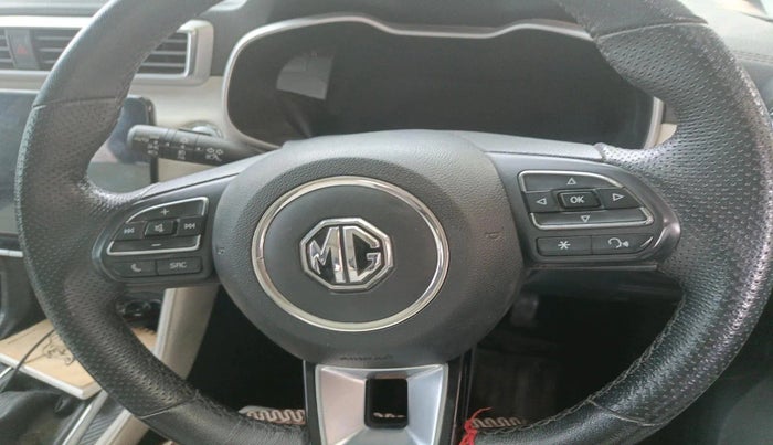 2022 MG ASTOR SHARP EX 1.5 MT, Petrol, Manual, 58,054 km, interior