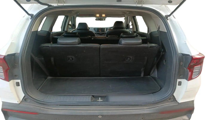 2023 KIA CARENS PREMIUM 1.5 DIESEL IMT 7 STR, Diesel, Manual, 1,09,320 km, exterior