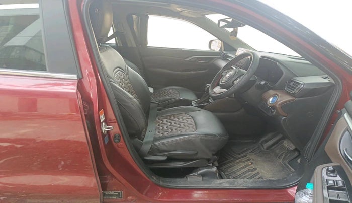 2024 Toyota URBAN CRUISER HYRYDER G HYBRID, Hybrid, Automatic, 25,614 km, interior