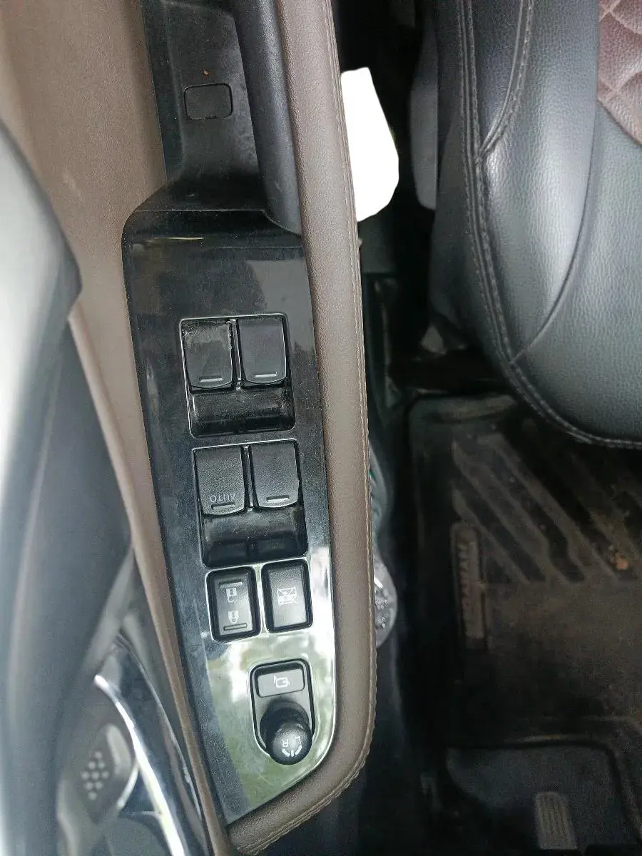 2024 Toyota URBAN CRUISER HYRYDER G HYBRID, Hybrid, Automatic, 25,614 km, interior