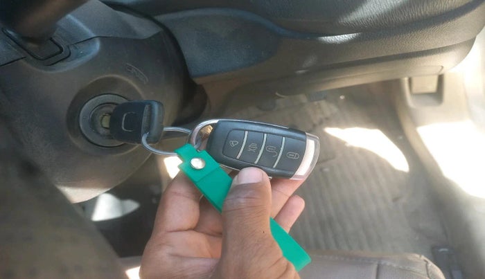 2014 Honda Amaze 1.5L I-DTEC E, Diesel, Manual, 1,19,486 km, interior