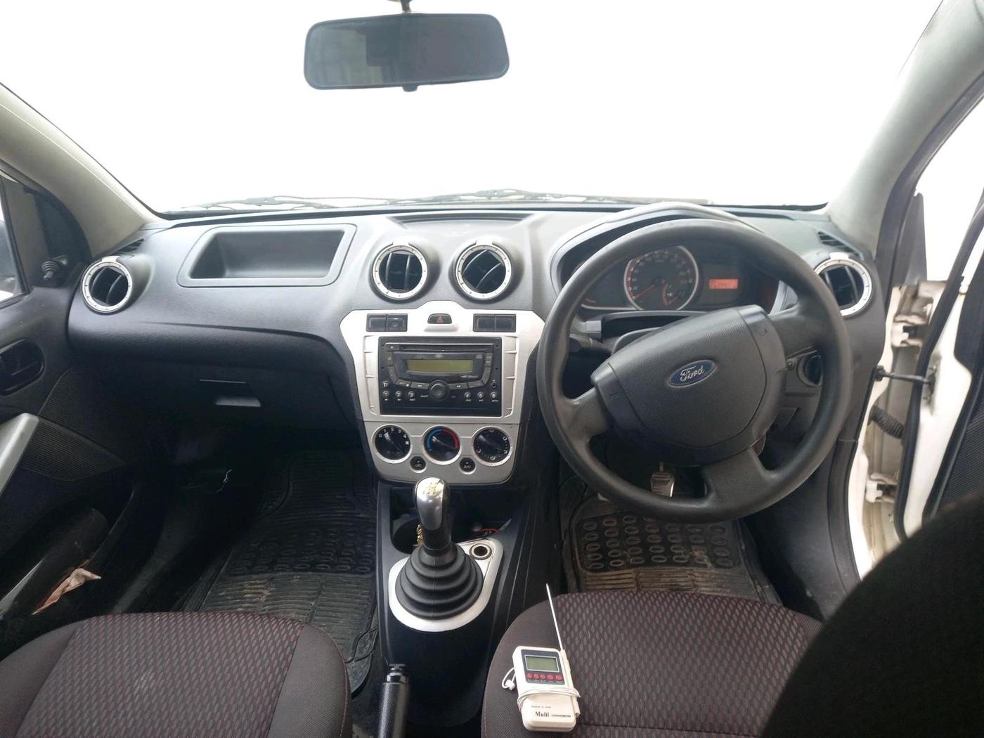 2012 Ford Figo ZXI 1.4 DIESEL, Diesel, Manual, 2,51,441 km, interior