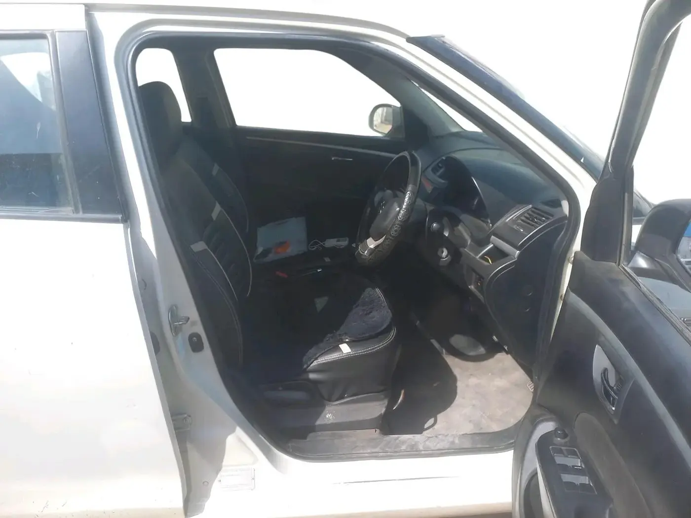 2014 Maruti Swift VDI, Diesel, Manual, 1,78,184 km, interior