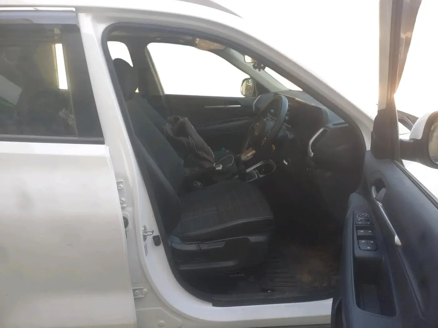 2025 KIA SONET HTK (O) 1.5 Diesel MT, Diesel, Manual, 20,305 km, interior