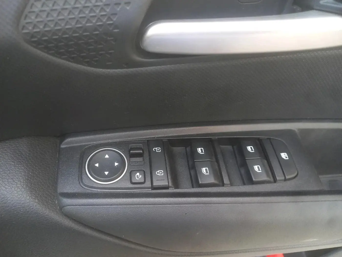 2025 KIA SONET HTK (O) 1.5 Diesel MT, Diesel, Manual, 20,305 km, interior