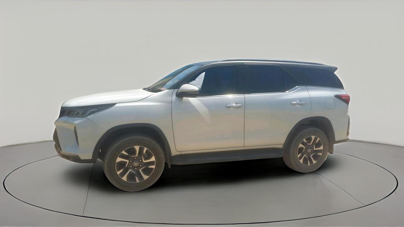2023 Toyota Fortuner 4X2 AT 2.8 LEGENDER, Diesel, Automatic, 26,826 km, exterior