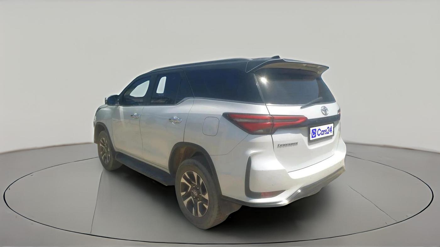2023 Toyota Fortuner 4X2 AT 2.8 LEGENDER, Diesel, Automatic, 26,826 km, exterior
