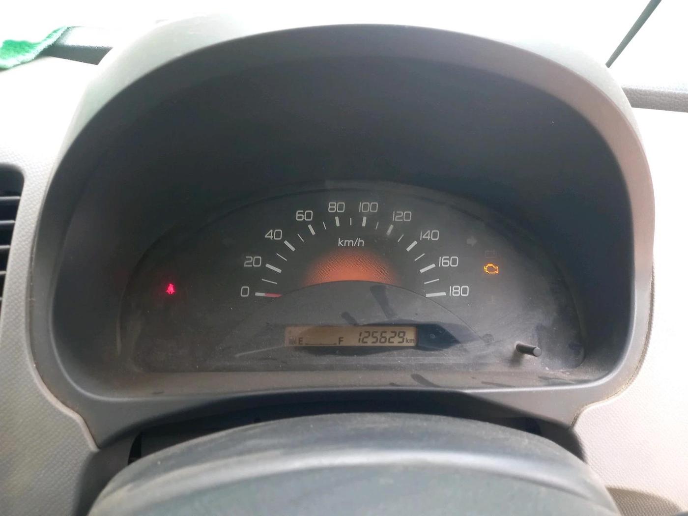 2012 Maruti Wagon R 1.0 LXI, CNG, Manual, 1,25,629 km, interior