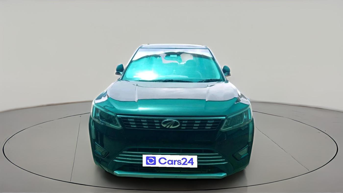 2019 Mahindra XUV300 W8 (O) 1.5 DIESEL, Diesel, Manual, 1,39,290 km, exterior