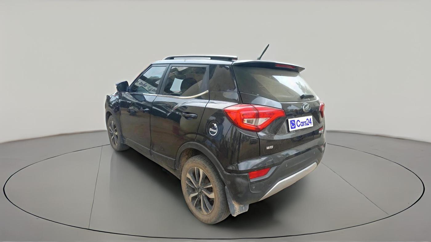 2019 Mahindra XUV300 W8 (O) 1.5 DIESEL, Diesel, Manual, 1,39,290 km, exterior