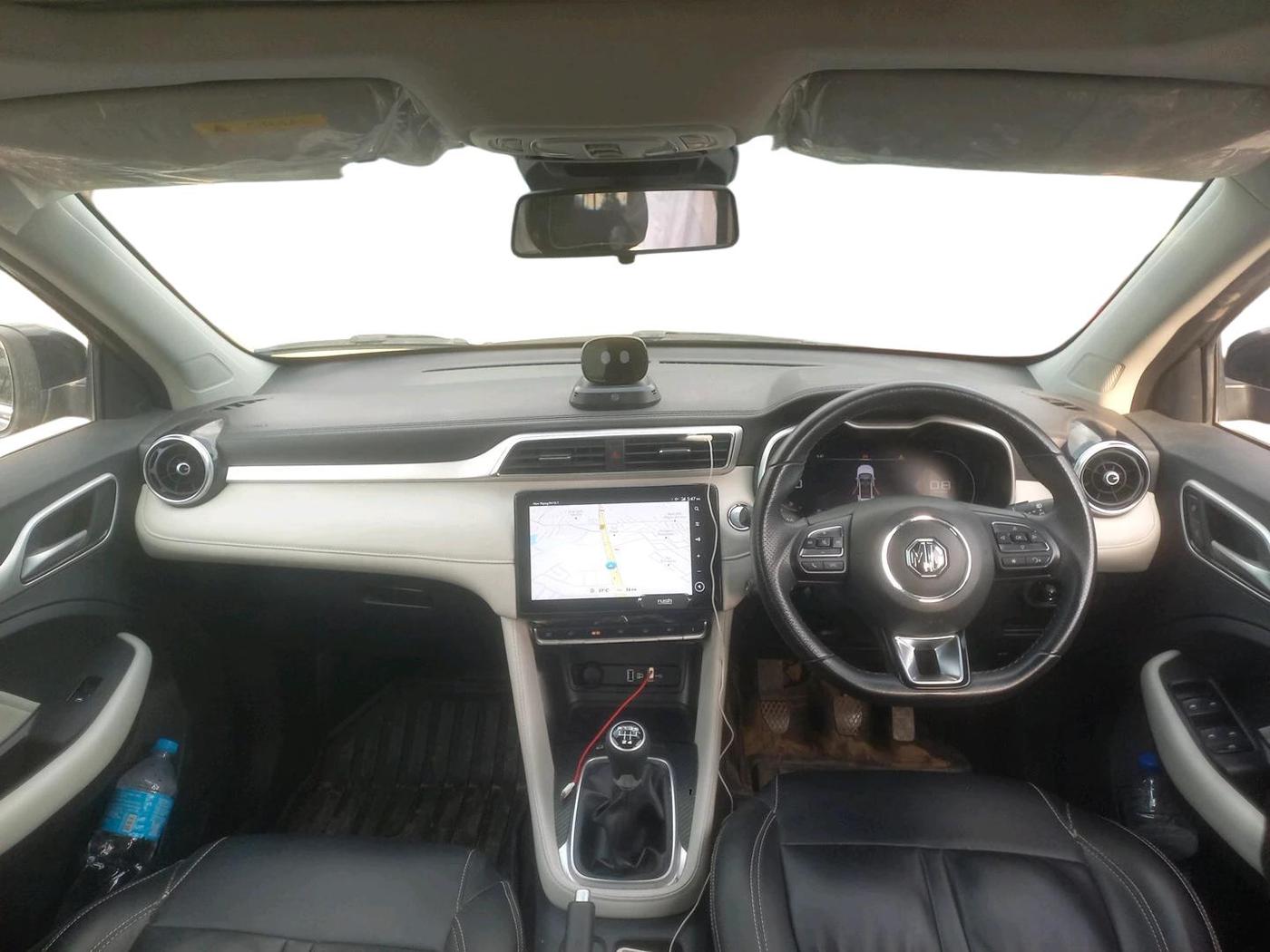 2023 MG ASTOR SHARP 1.5 MT, Petrol, Manual, 28,142 km, interior