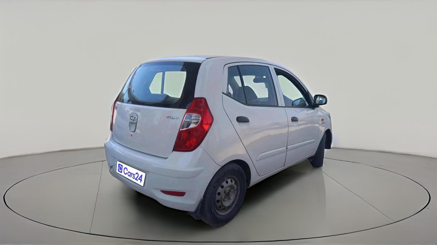 2015 Hyundai i10 MAGNA 1.1, CNG, Manual, 1,30,247 km, exterior
